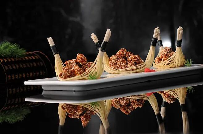 1648880748559542.jpg 60.jpg