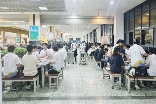 1727601620892284.jpg 4.jpg