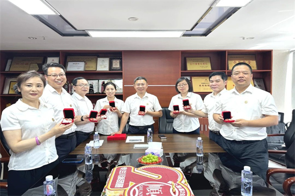 1753942592181184.jpg 6.jpg